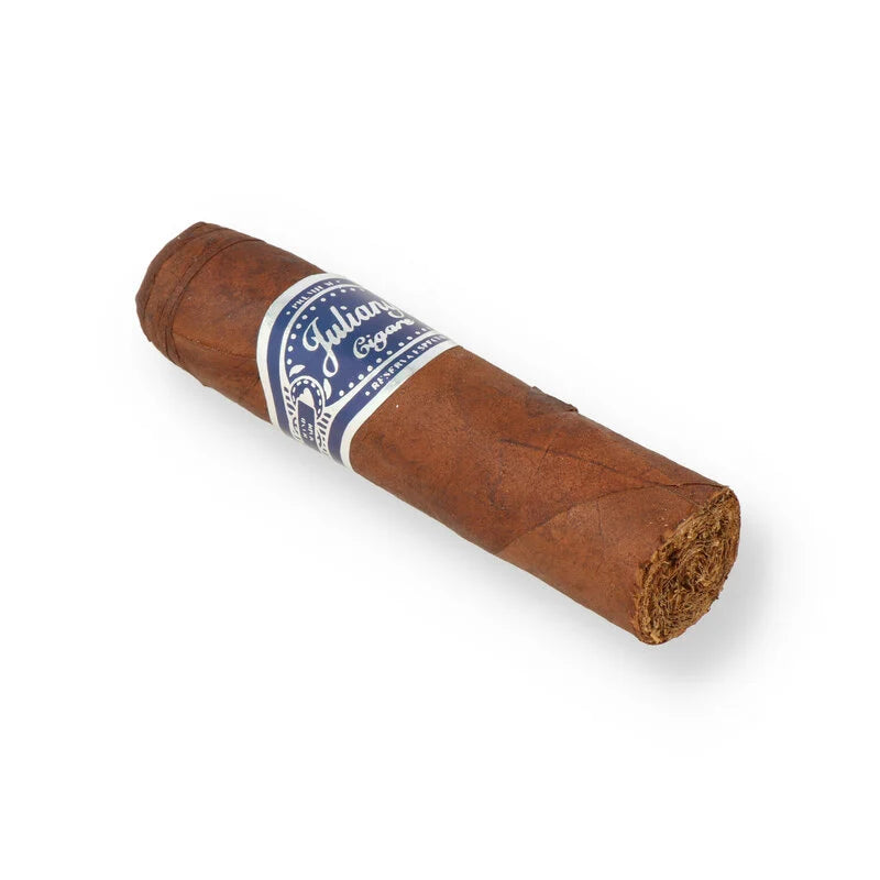 Juliany Blue Line Shorty Gordo - "A Compact Powerhouse of Flavor"